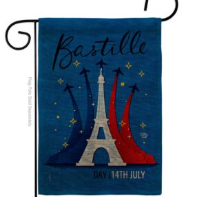 Garden Flag Bastille Day G190158 B 936c0102 2b09 4056 9531 8dda0076c418