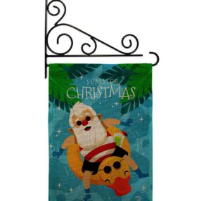 Garden Flag Christmas In July GS190075 B 03