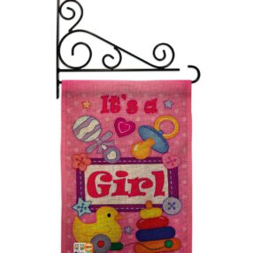 Garden Flag Family GS115068 B 03 f05e460e f7e4 4cf5 b358 4f5ae815f2bb