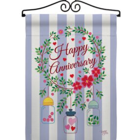 Garden Flag Family GS115103 02 6becaeb8 5709 4107 adb0 d9f11a9f35b4