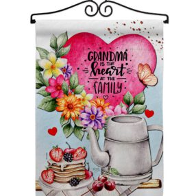 Garden Flag Family GS115231 02 c4824375 6deb 435f a126 d1d3463f9703