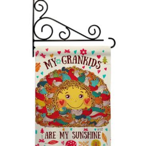 Garden Flag Family GS137148 03 3fc54d43 d83d 457f a72d 6af7ef272a34
