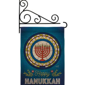 Garden Flag Hanukkah GS130430 B 03 2fe39b98 cf50 4193 aff1 e32b6e4ff43e