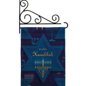 Garden Flag Hanukkah GS130431 B 03 e4f3da2f 2ec6 4039 982e 05adc7751a1f