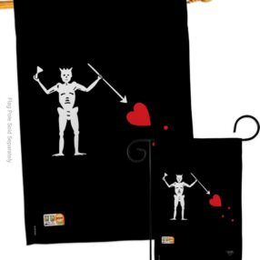House Flag Pirate S107034 2b7ec51d 2b8c 474e 87a1 87f3e450ca41