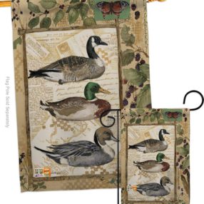 House Flag Wildlife S110108 a2c4f07a 7f63 4a6c 8f7a 6a55a99e4f01